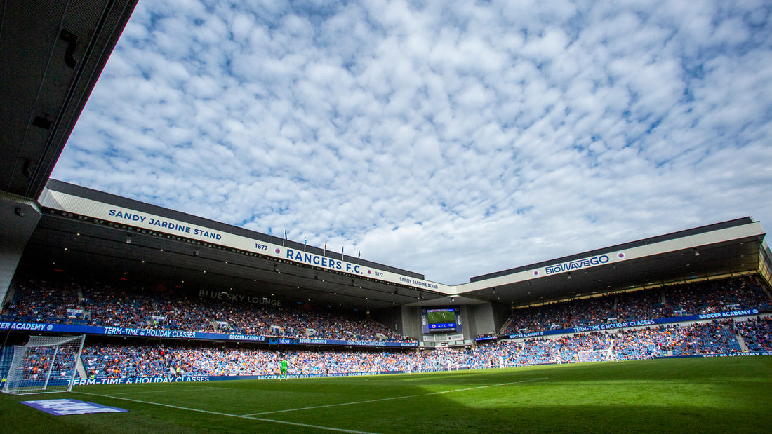 What to Eat Before a Football Match