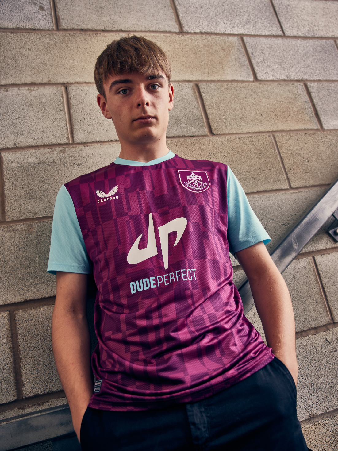 Burnley FC 24/25 Junior Heim Trikot - Purple Potion/Tropical Breeze