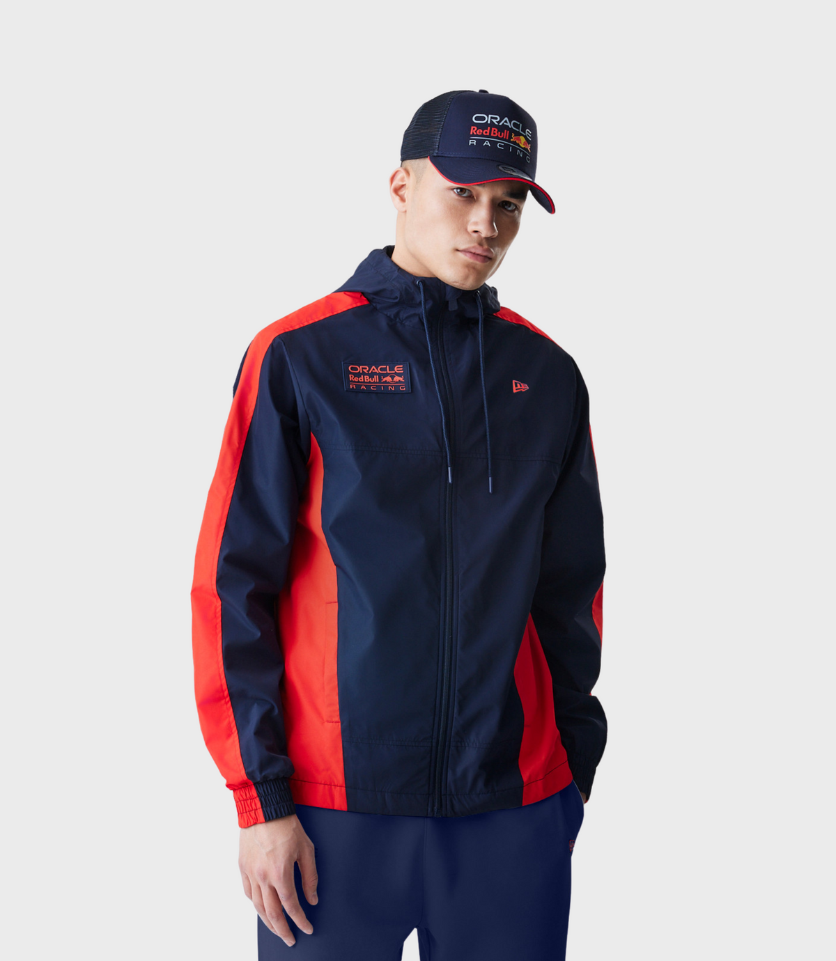 Chaqueta New Era Oracle Red Bull Racing Hombre Windrunner – Azul oscuro - Azul oscuro