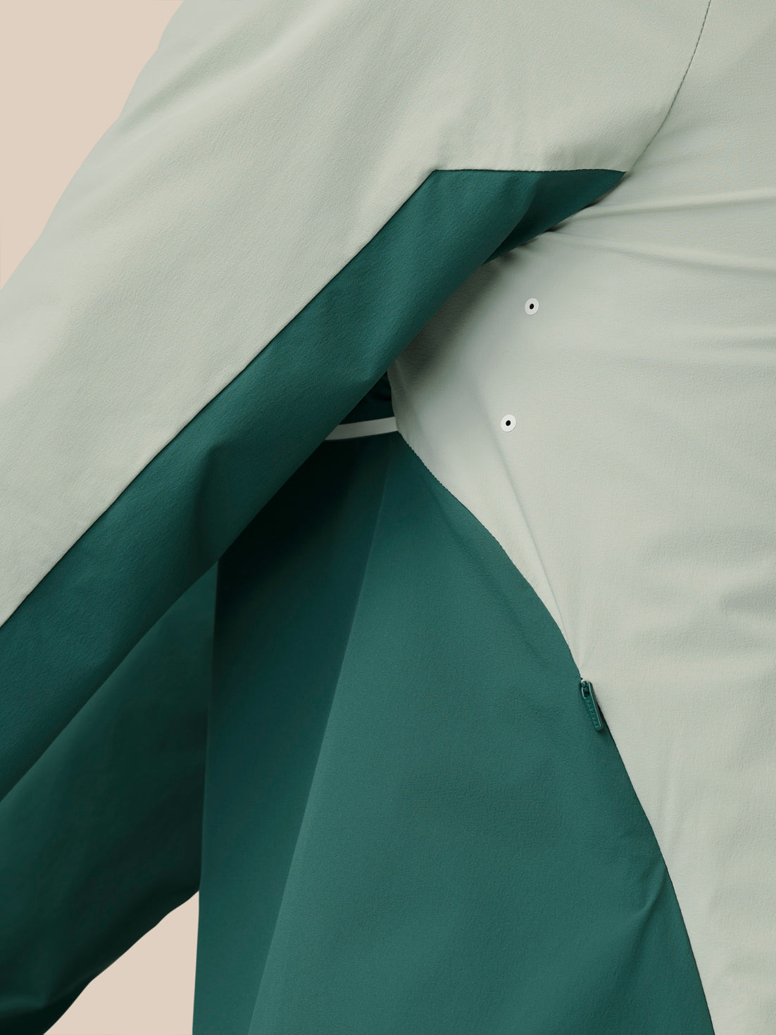 Apex Training Wind Jacket - Sage