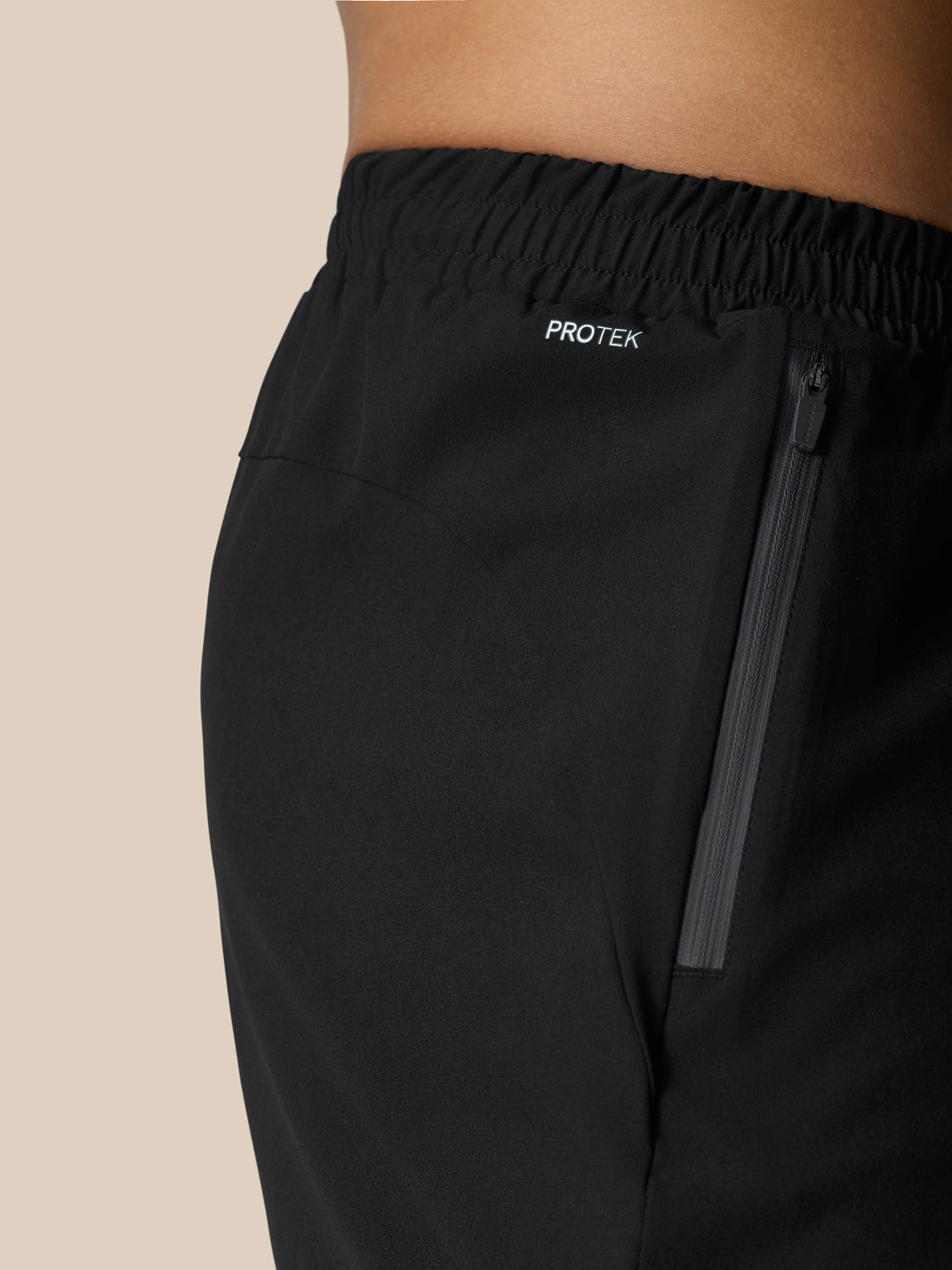 Flow Training Shorts – Schwarz - Black