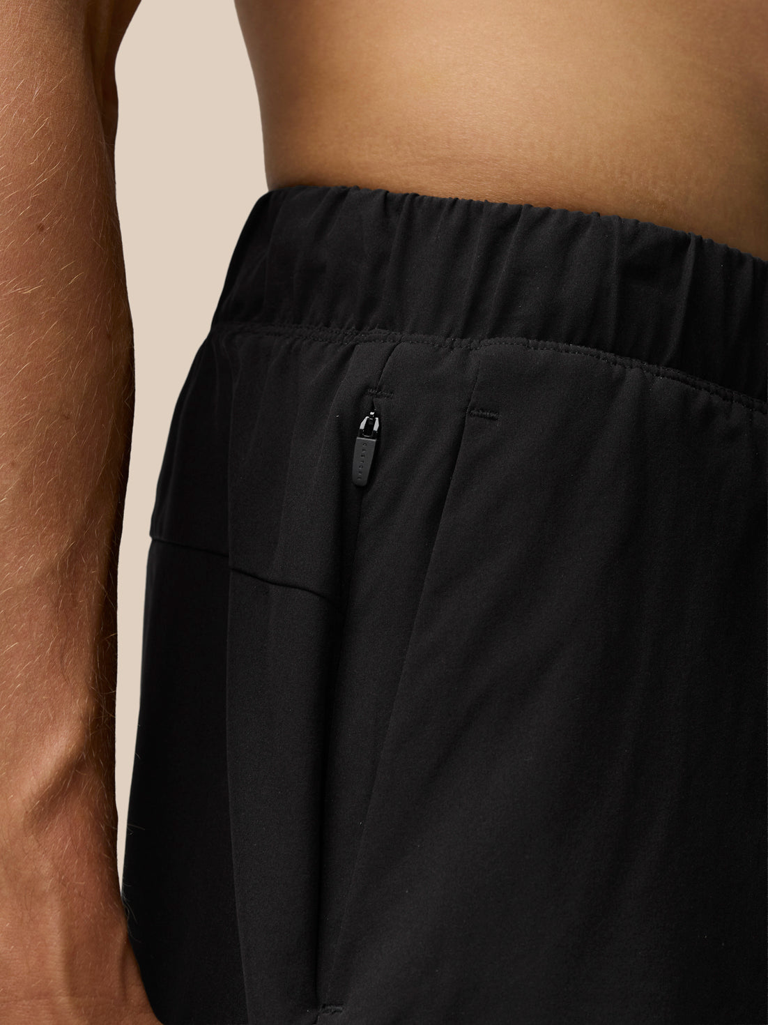 Flow 2-in-1 Shorts - Schwarz - Schwarz