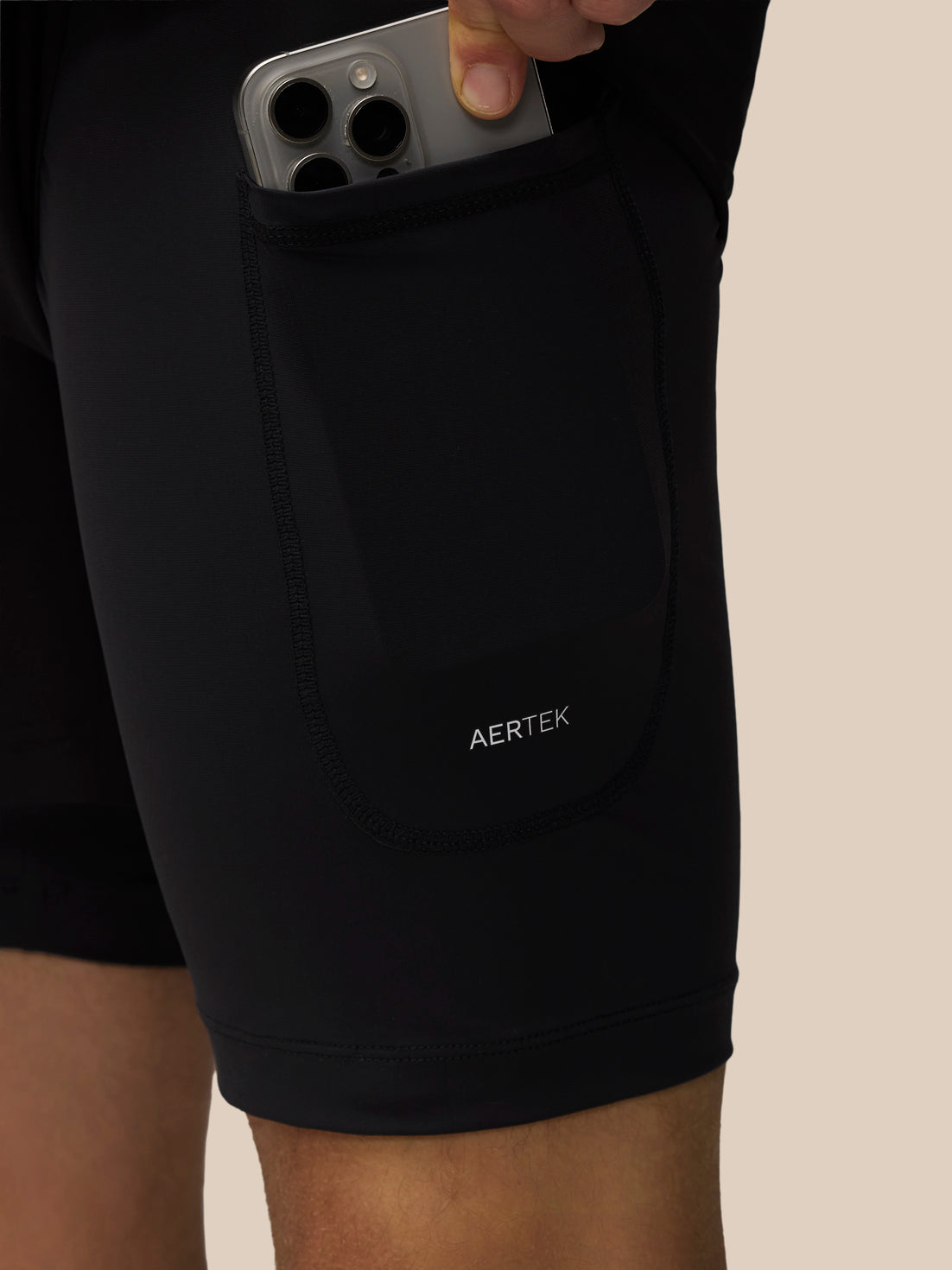 Flow 2-in-1 Shorts - Schwarz - Schwarz
