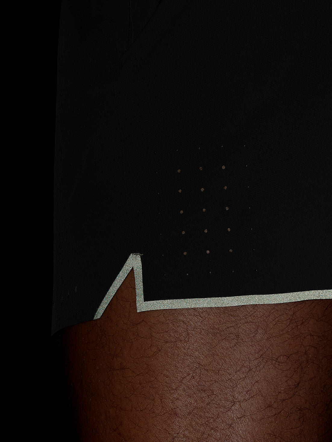 Zone Training LVS 5" Shorts - Gunmetal/ Black Reflective