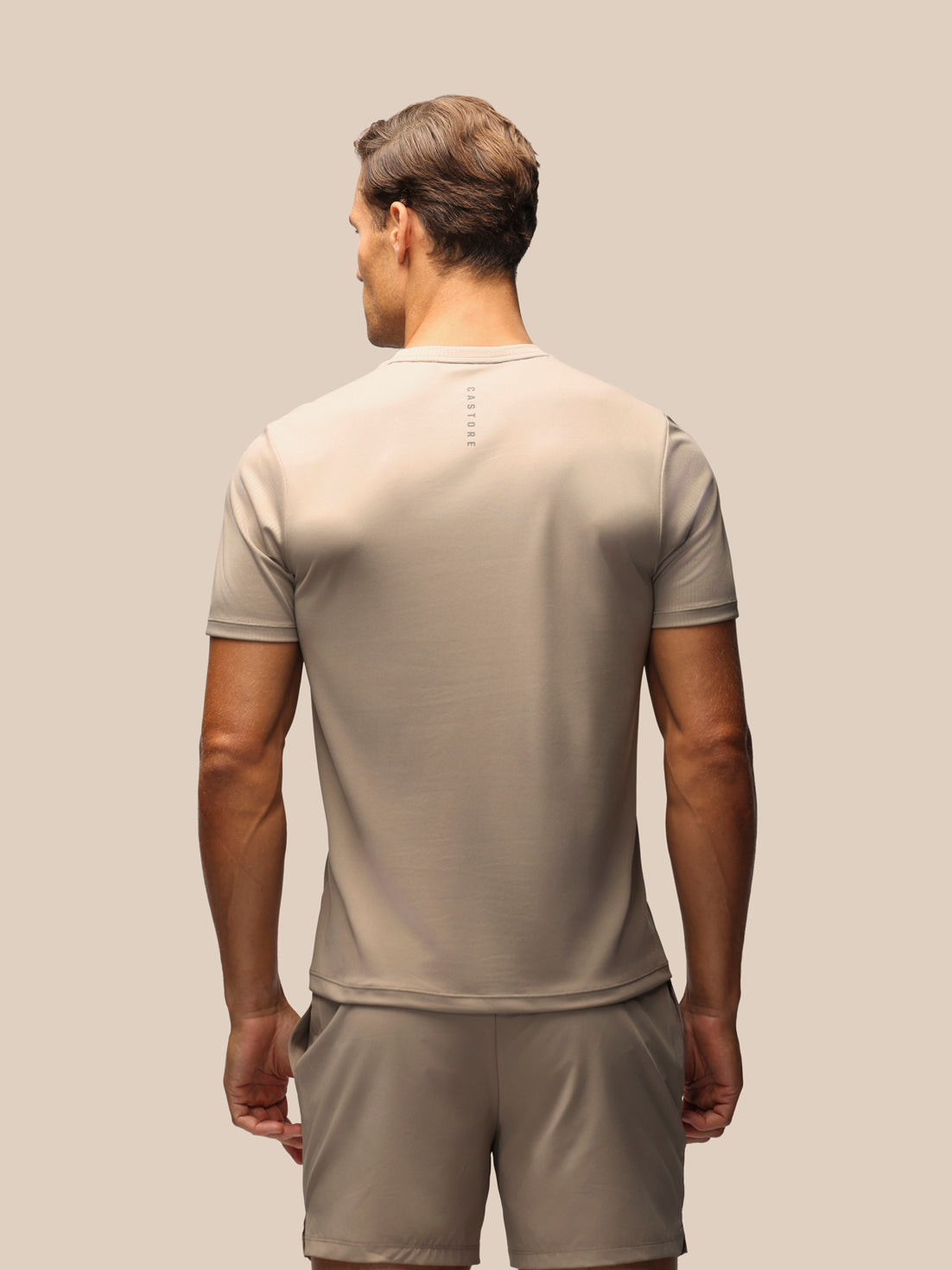 Adapt-T-Shirt für Herren mit kurzen Ärmeln und durchgehendem Aufdruck – Taupe - Taupe