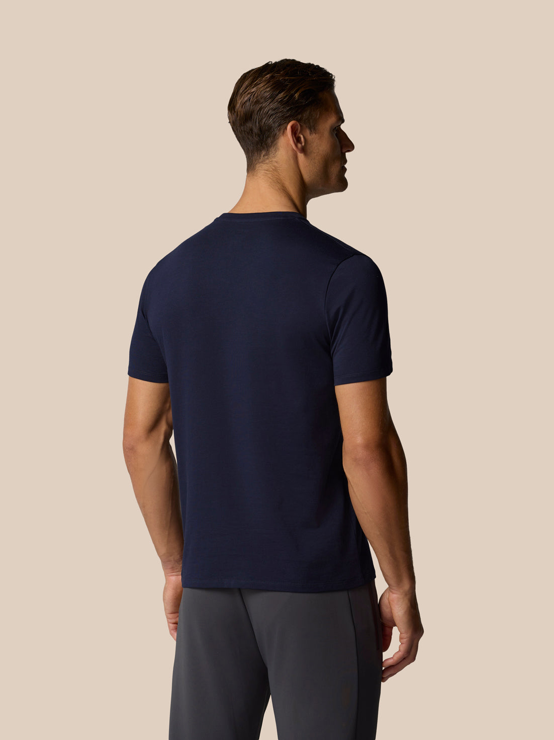 Graphic Lifestyle T-Shirt - Navy - Castore Navy