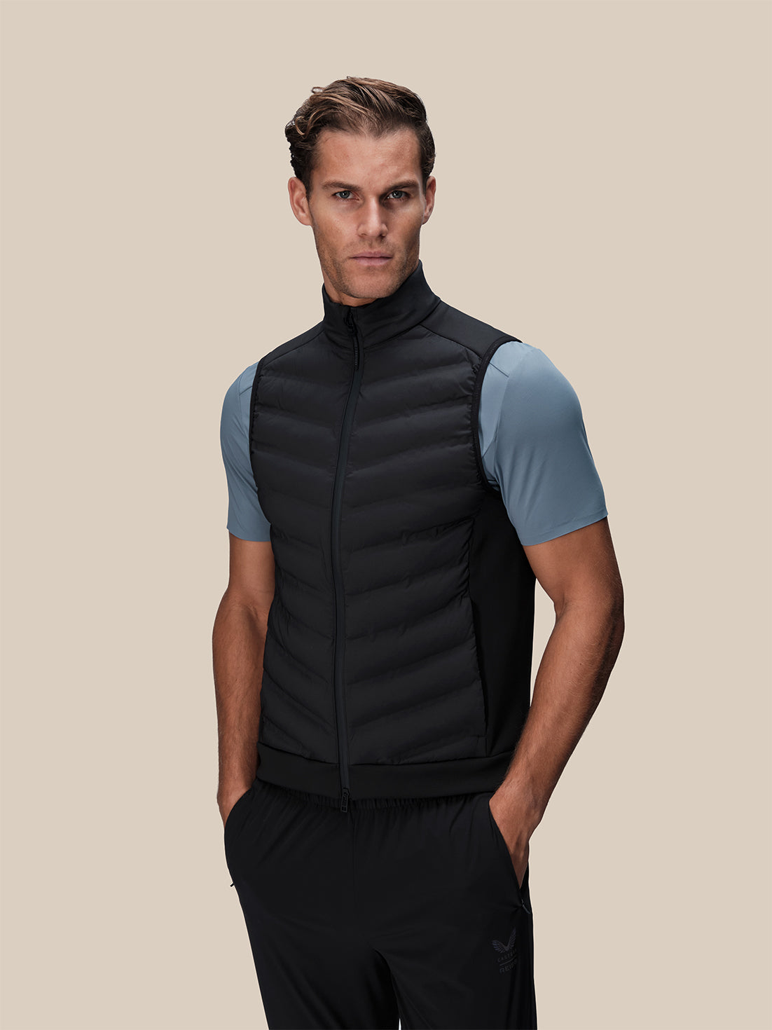 Herren Reiss x Castore Hybrid Weste – Schwarz