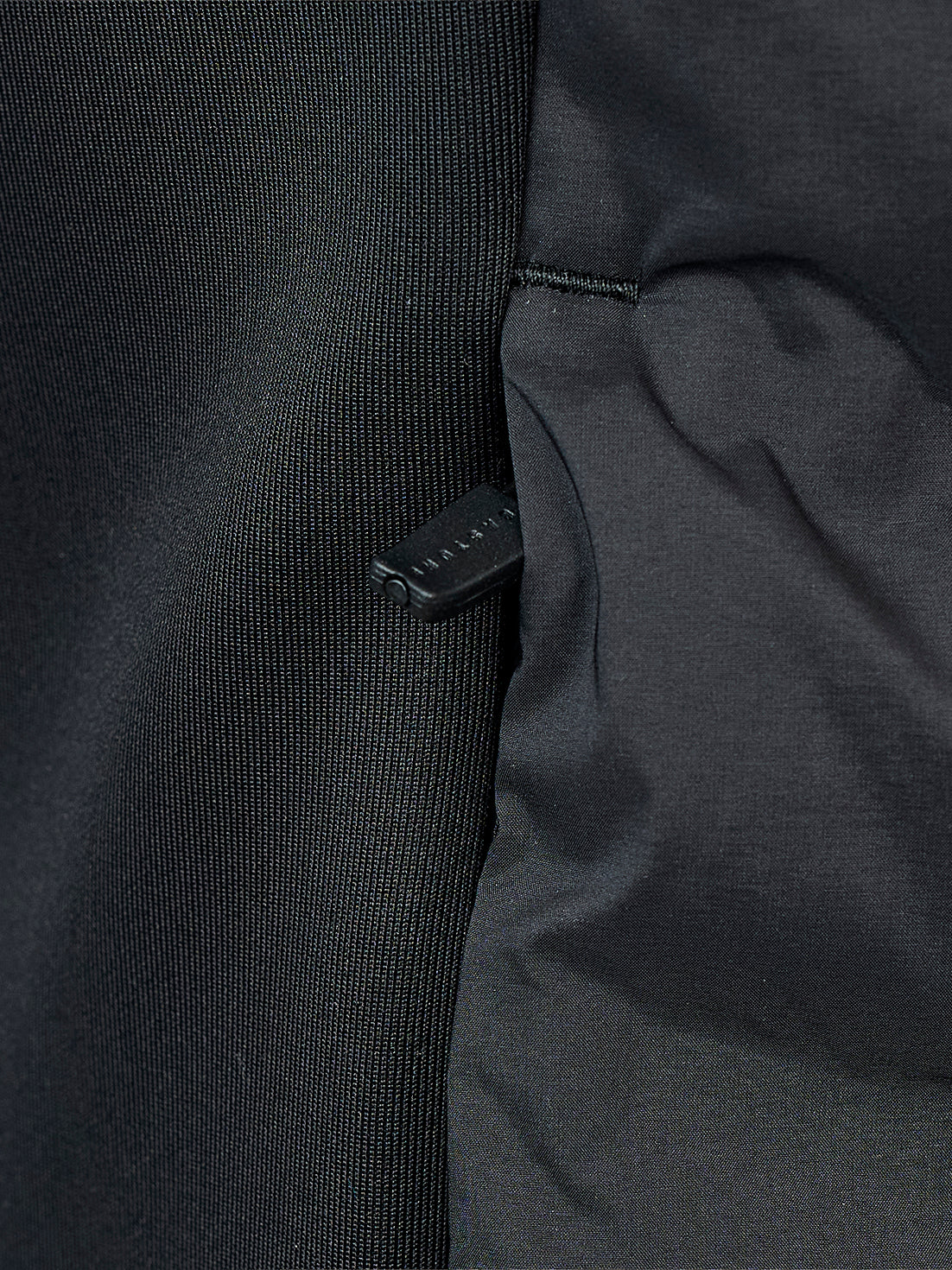 Herren Reiss x Castore Hybrid Weste – Schwarz - Schwarz