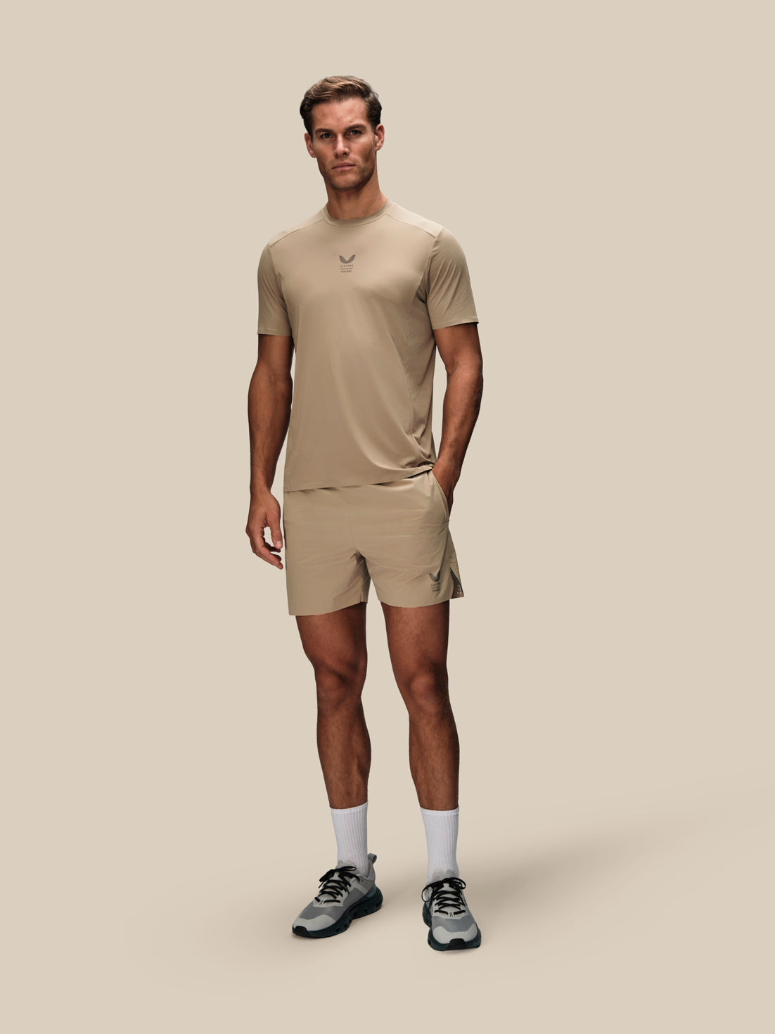 Pantalón corto Hombre Reiss x Castore 5" Deep Split - Dustwood - Beige