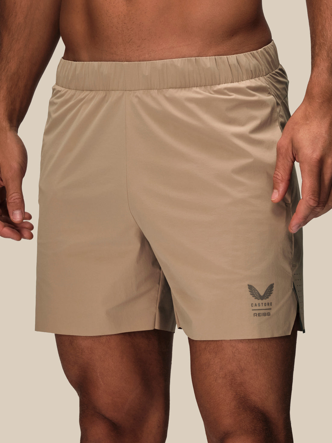 Pantalón corto Hombre Reiss x Castore 5" Deep Split - Dustwood - Beige