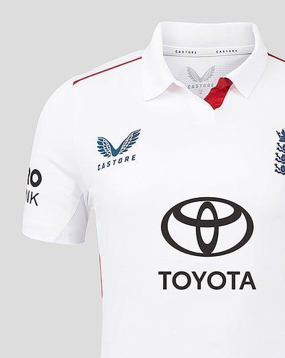 White sports jersey with Toyota and Castore logos on a gray background