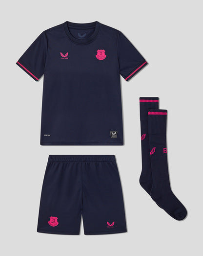 Navy sports outfit with pink accents on a gray background