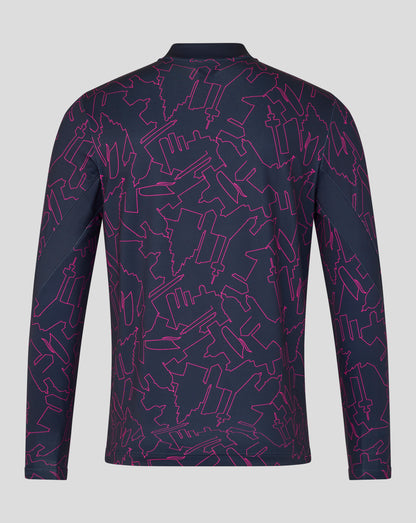 Long-sleeve shirt with a geometric pattern on a gray background