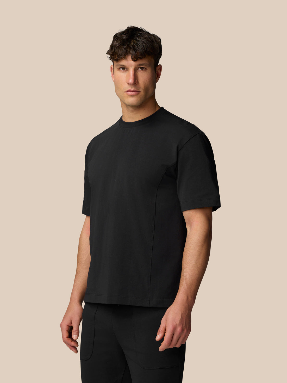 Travel T-Shirt - Caviar