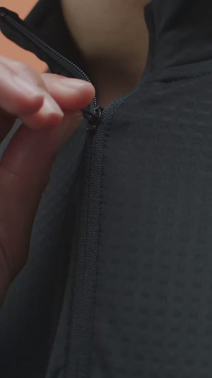 Apex Training 1/4 Zip Top - Black